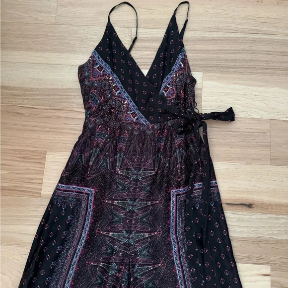 Free people satin paisley sleeveless V-neck jumpsuit wide leg adjustable size 6 - Picture 9 of 13